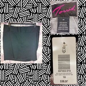 Torrid brand Black Soft Knit Pencil Mini Skirt Sz 18
